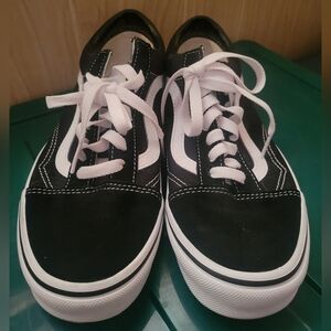 Vans Old Skool Black and White